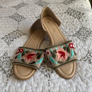 Floral nude sandals